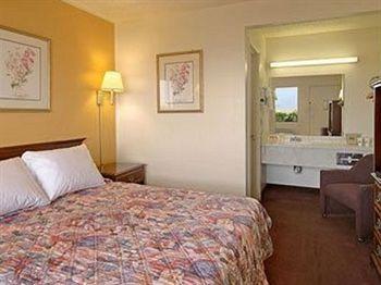 Garden Inn And Suites Silsbee 외부 사진