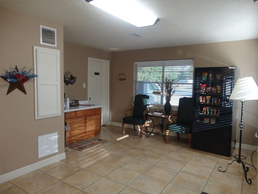 Garden Inn And Suites Silsbee 내부 사진